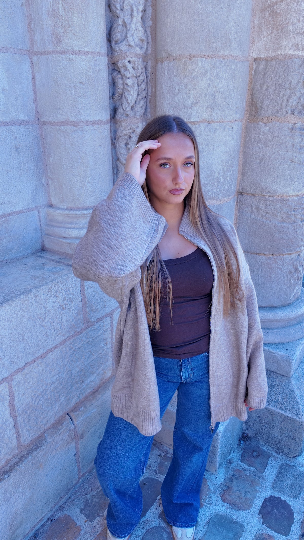 Long gilet en maille taupe