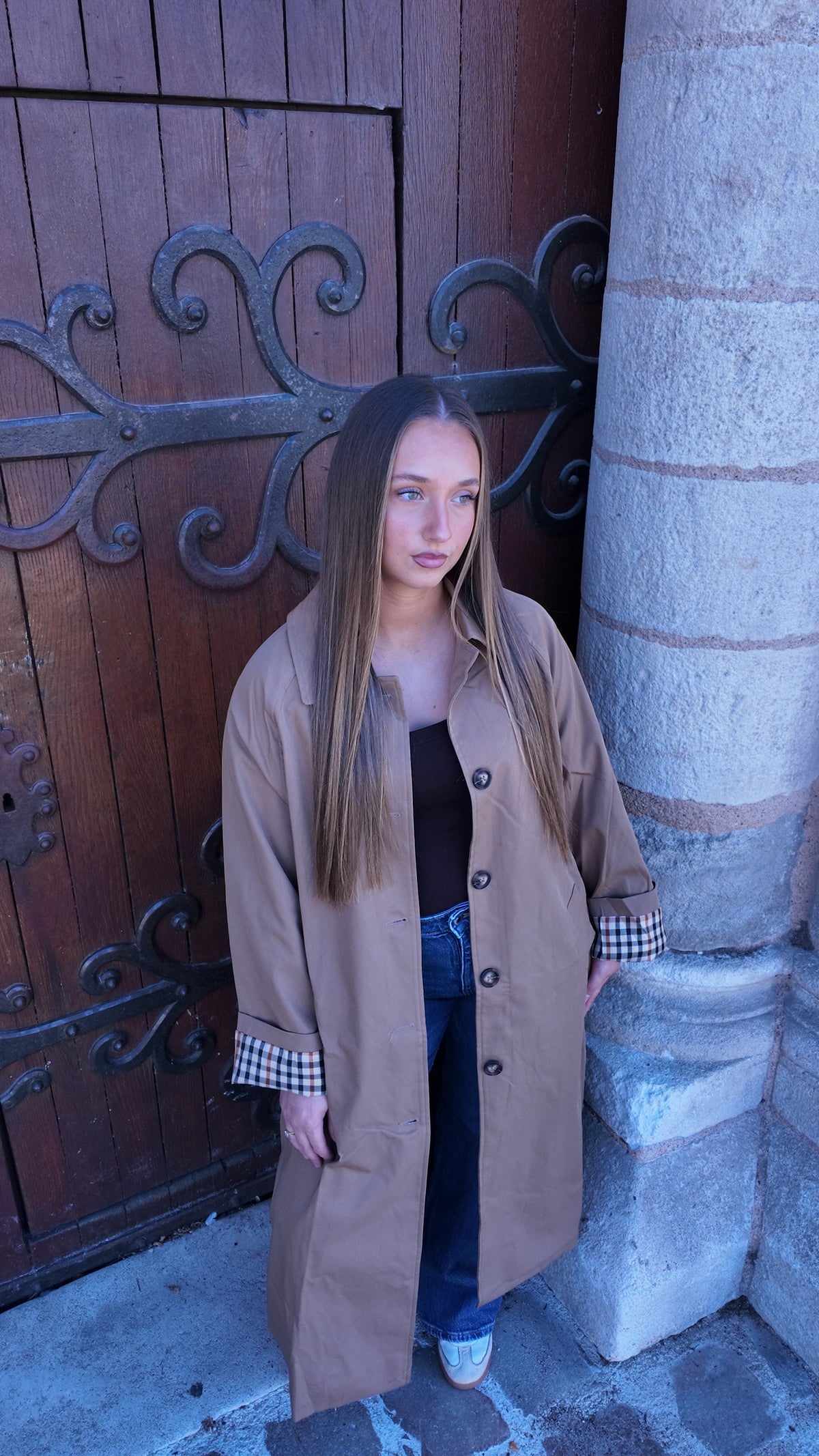Long trench camel