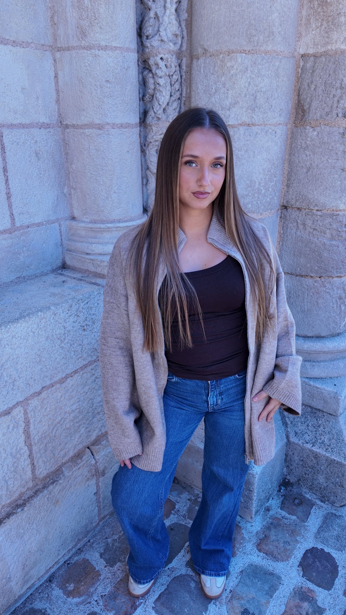 Long gilet en maille taupe